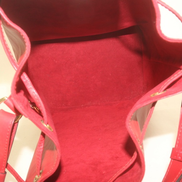Louis Vuitton Noe Red Epi Shoulder Bag - Picture 7 of 12